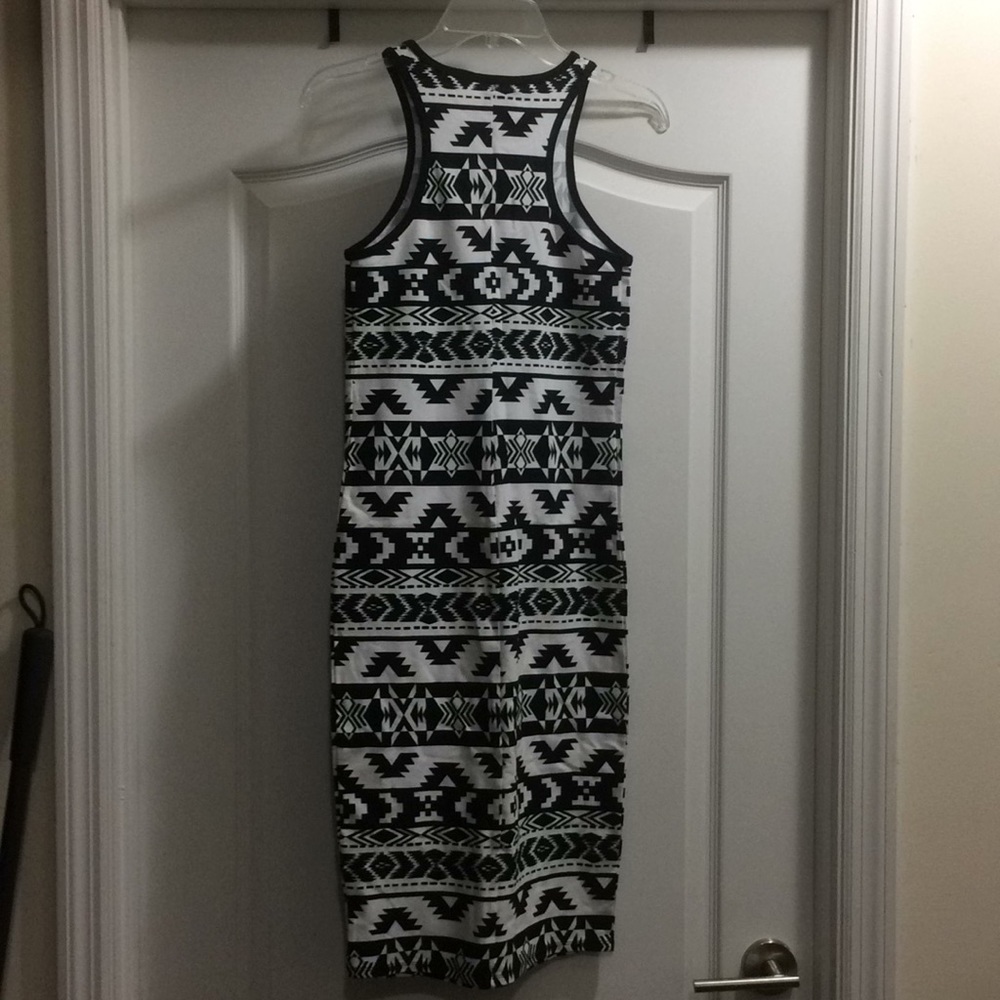 Express Racer Back Tank Dress - Picture 4 of 5